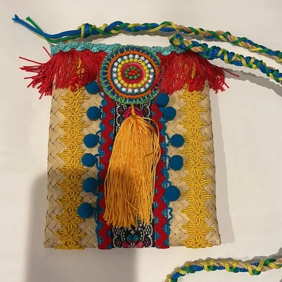 New without Tag Handmade crossbody Bag, very colorful and unique! - Picture 2 of 5